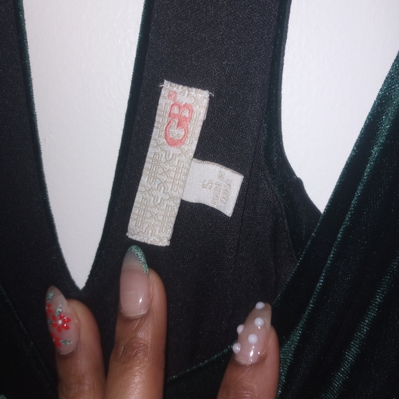 Women's emerald green velvet jumpsuit - Picture 11 of 11